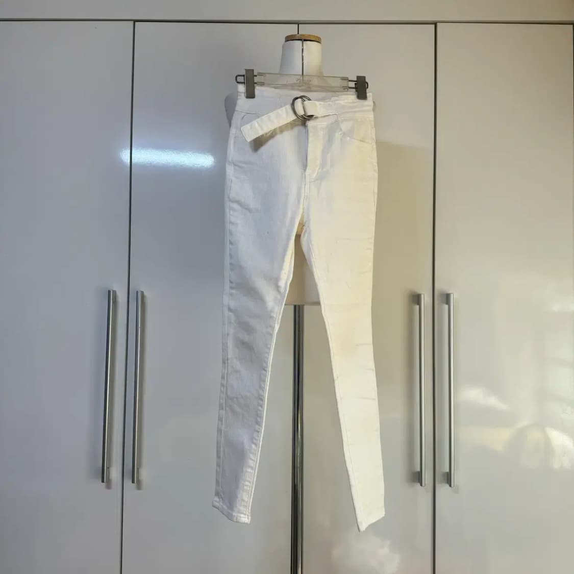 벨트 화이트 스키니진 s 상품이미지1