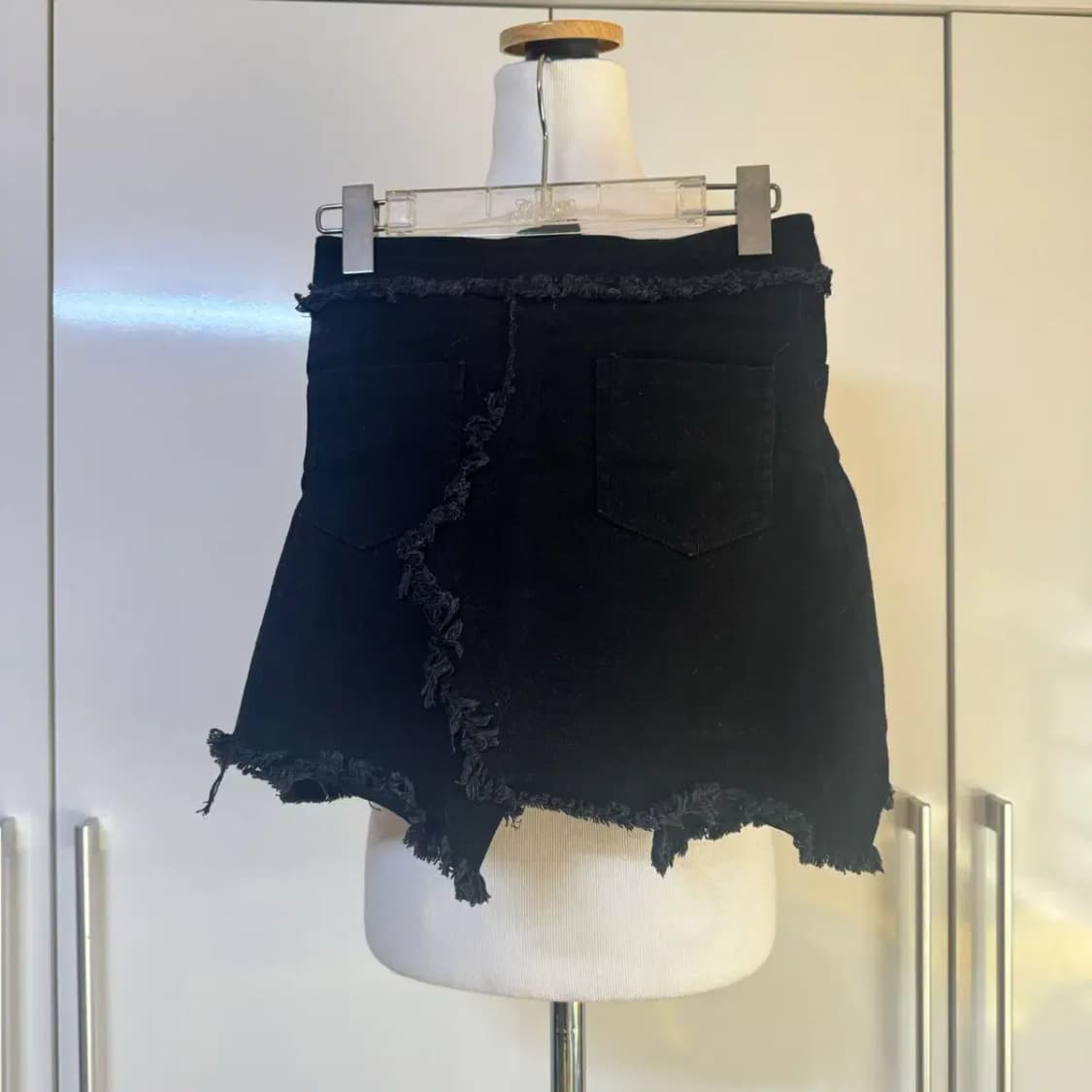 블랙 데님 흑청 수술 치마바지 스커트s 상품이미지5