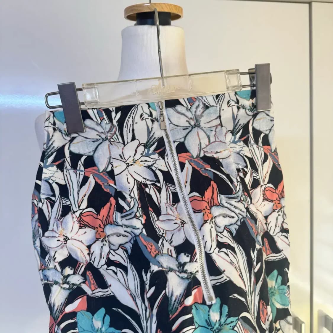 플라워 꽃무늬 지퍼 미니스커트 s 허리딱붙 상품이미지4