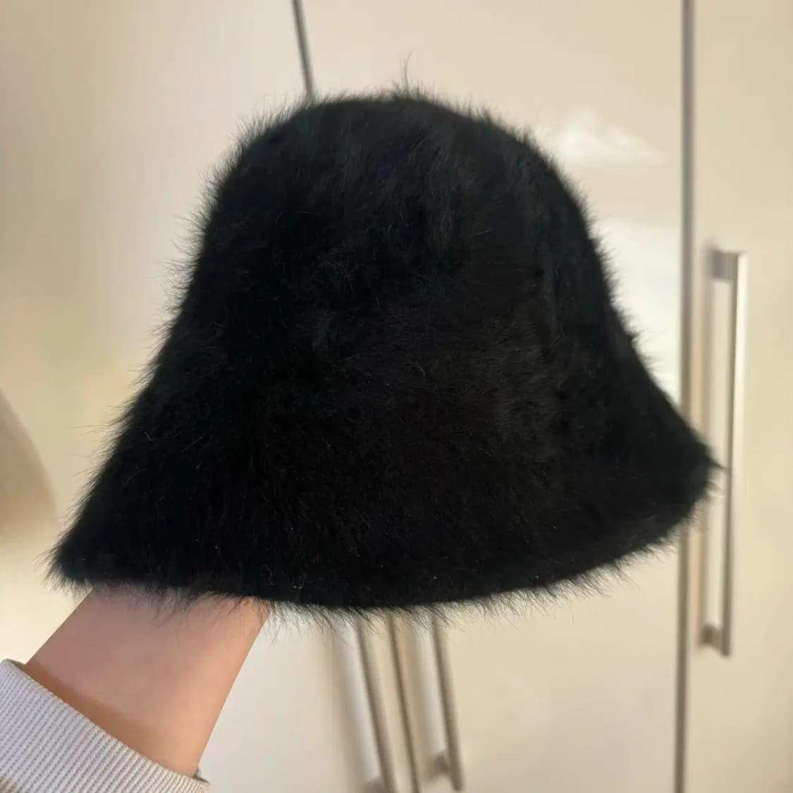 앙고라 버킷햇 블랙 상품이미지1