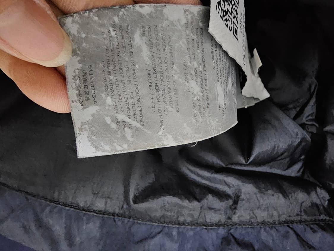 정품 스톤아일랜드 패딩 100 / L 상품이미지6