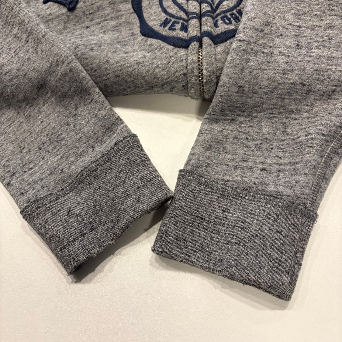 [S] 아베크롬비 뉴욕 아치로고 그레이 후드집업 D686 상품이미지7