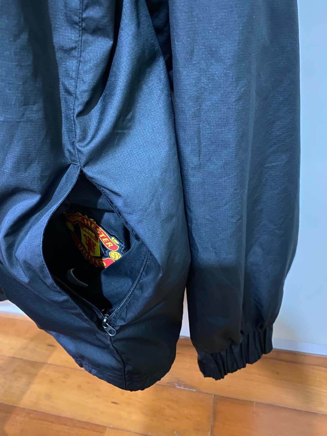 나이키 맨유 DHL 바람막이 상품이미지4