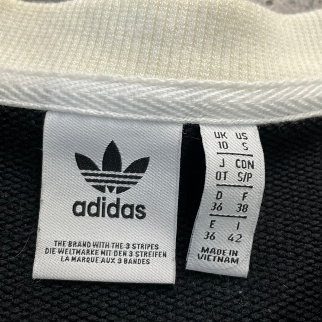 100 아디다스 이큅먼트 맨투맨  상품이미지3