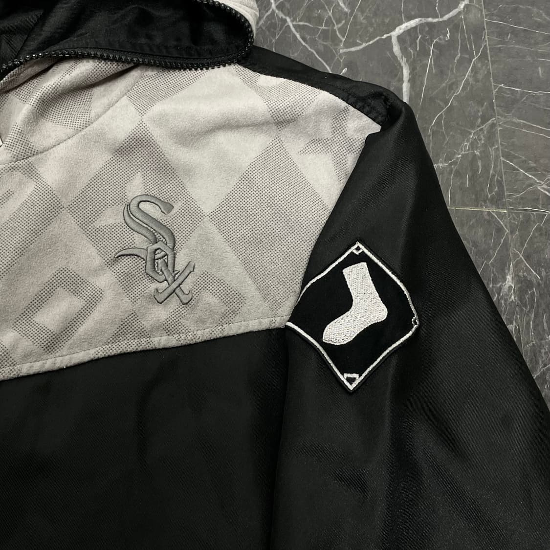 XL MLB 화이트삭스 비대칭 배색 후드 바람막이 상품이미지5