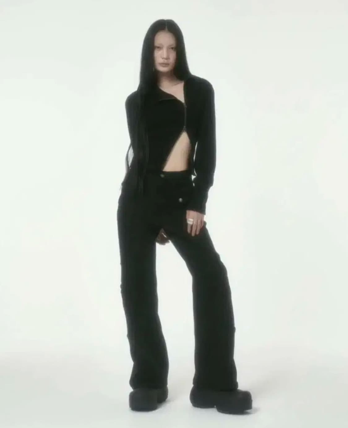 bonnae 본네 스웨이드 팬츠 블랙 1사이즈 상품이미지1