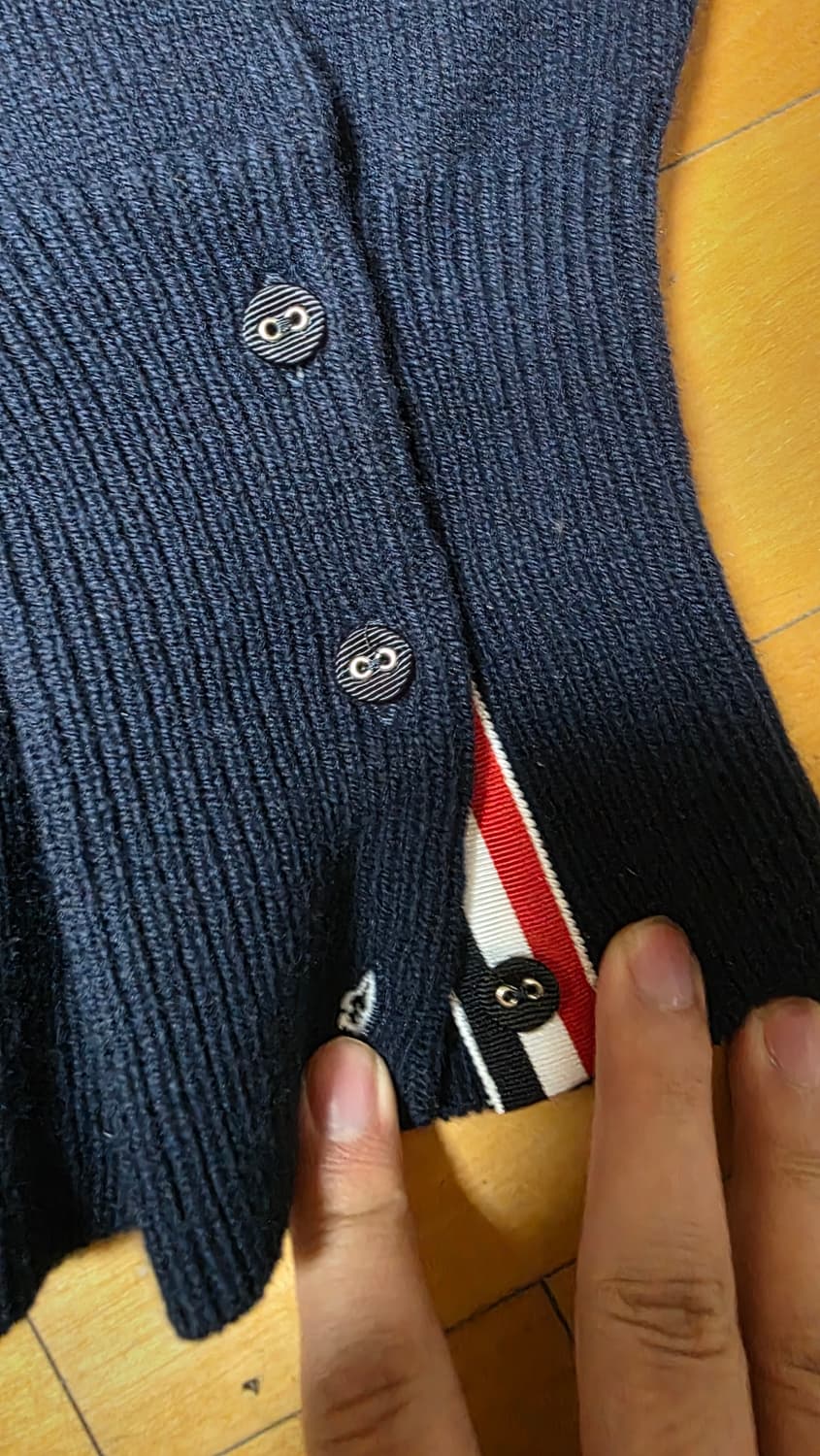 [새상품급,3]24ss 톰브라운 헥터가디건 상품이미지7