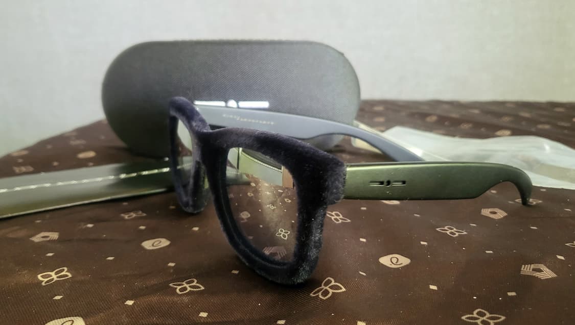 [미사용 새상품]  INDEPENDENT  벨벳 미러 선글라스 상품이미지3