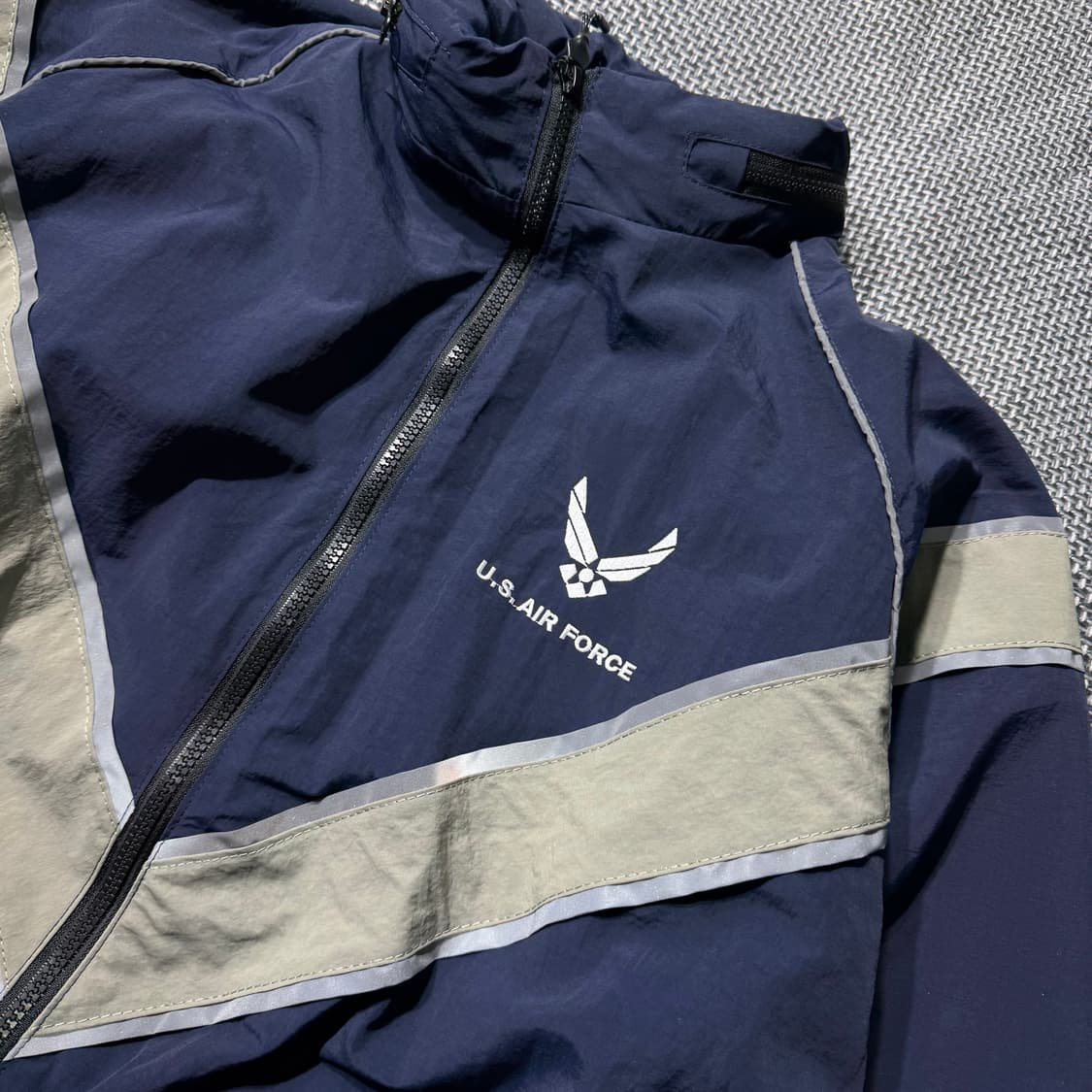 새상품 밀리터리 IPFU 바람막이 (M/L/XL) 상품이미지4