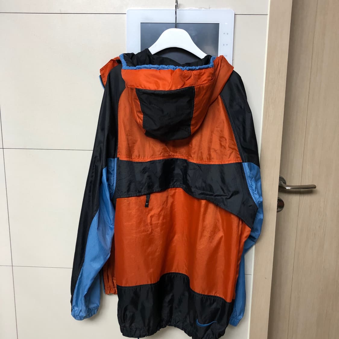 [L]나이키 ACG 멀티컬러 바람막이 자켓 상품이미지2