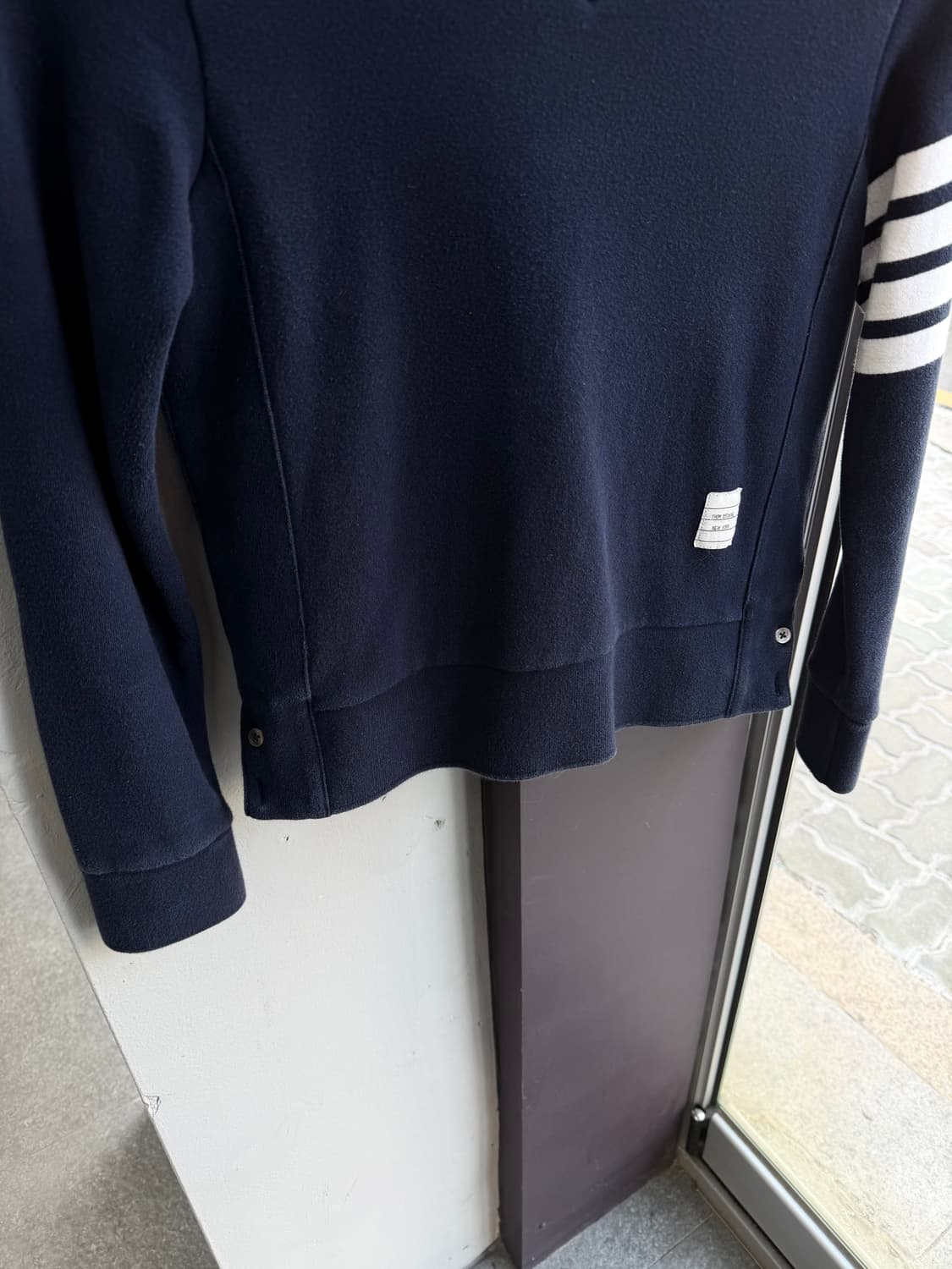 42(2)/ 톰브라운 클래식 루프백 4-바 맨투맨 상품이미지5