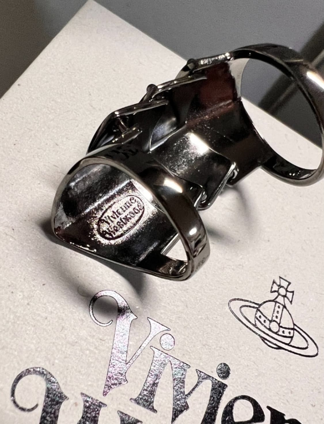 비비안웨스트우드 orb 실버 너클링 반지 상품이미지3