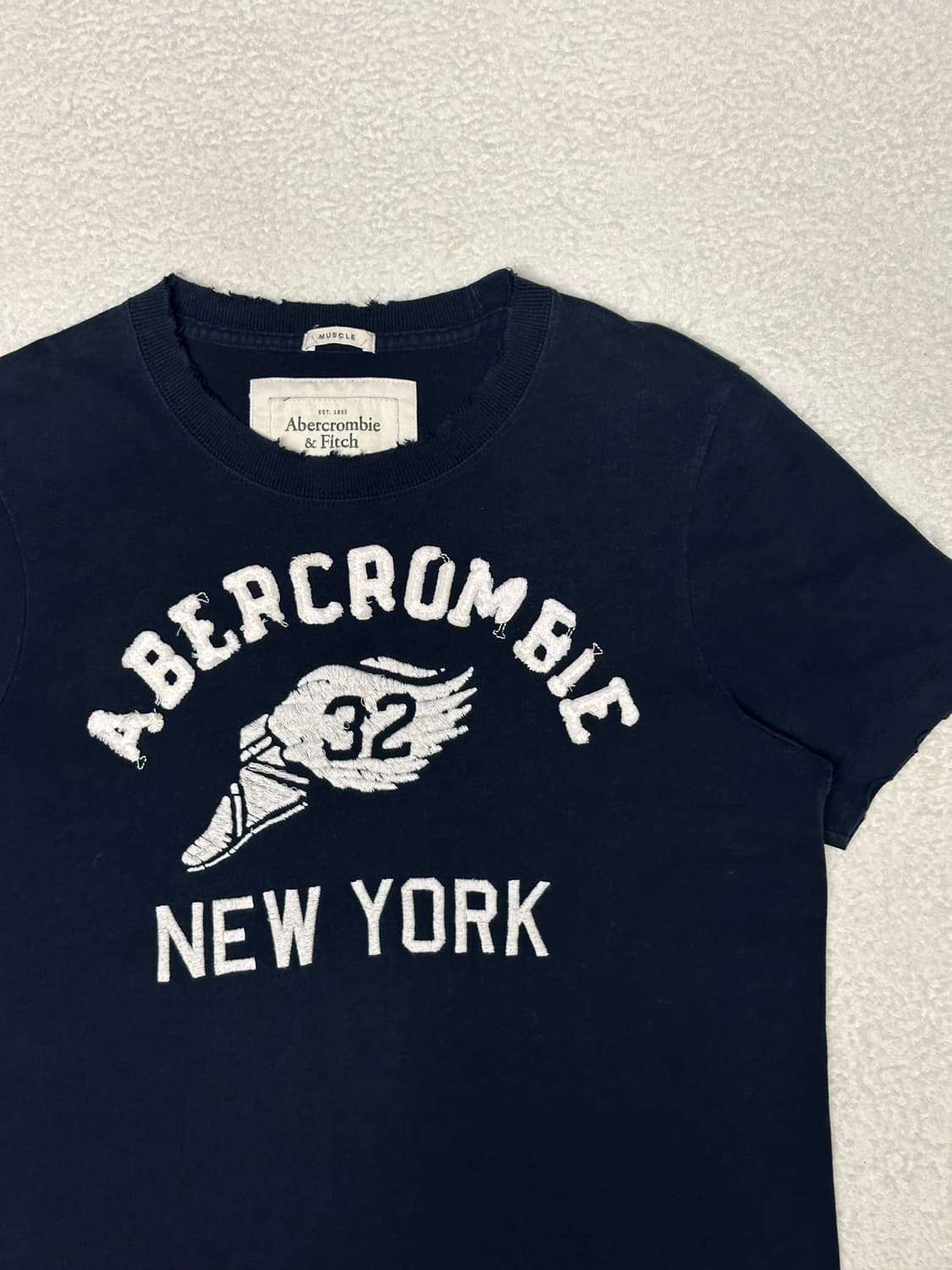 아베크롬비 패치로고 반팔 다크네이비 상품이미지2