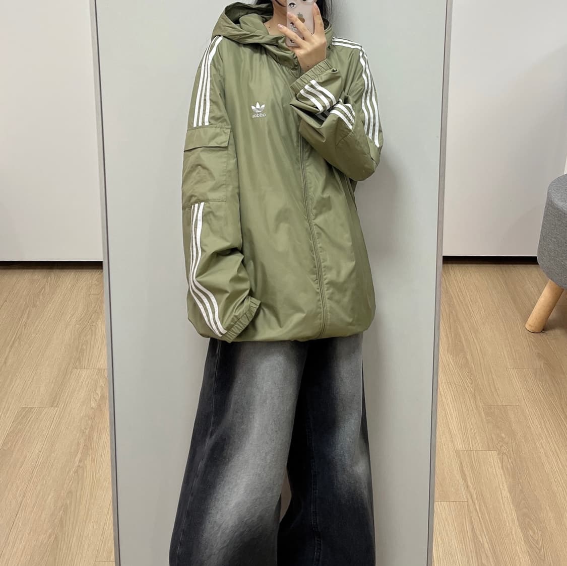 아디다스 신형 올리브 카키 윈드브레이커 자켓 상품이미지1