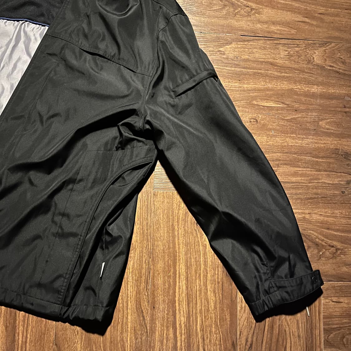 Calvin Klein Paneled Nylon Zip Jacket 상품이미지4