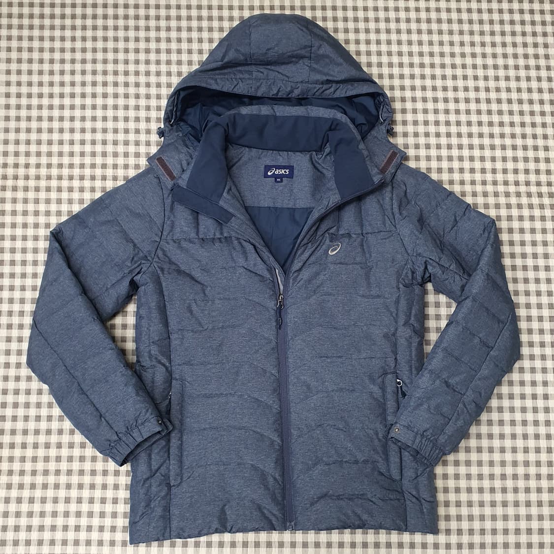 아식스 오리털 경량패딩 남자95~100 상품이미지1