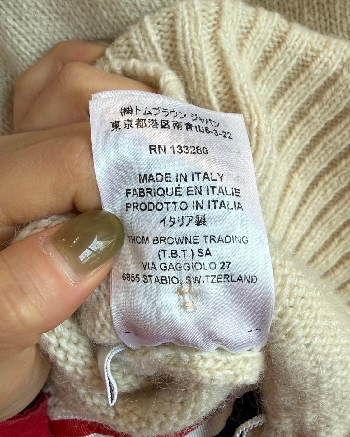 톰브라운 아이보리 스티치 도네골 사선 풀오버 니트  상품이미지9