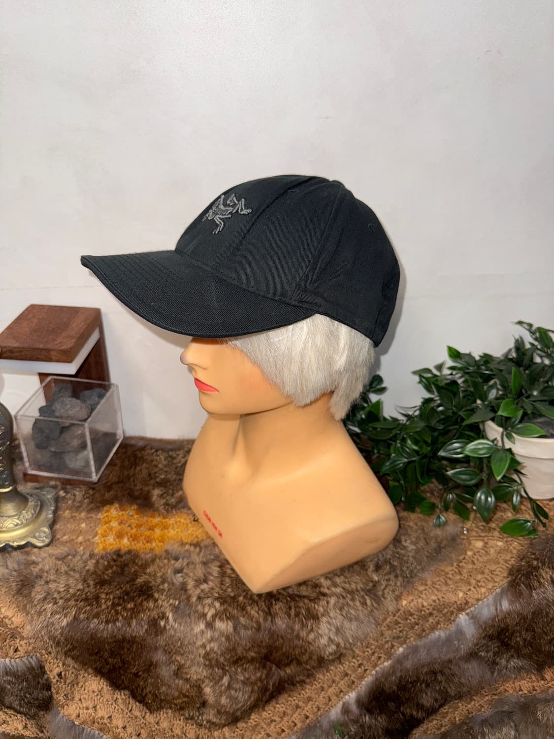 Arc’teryx black bird ball cap 상품이미지3