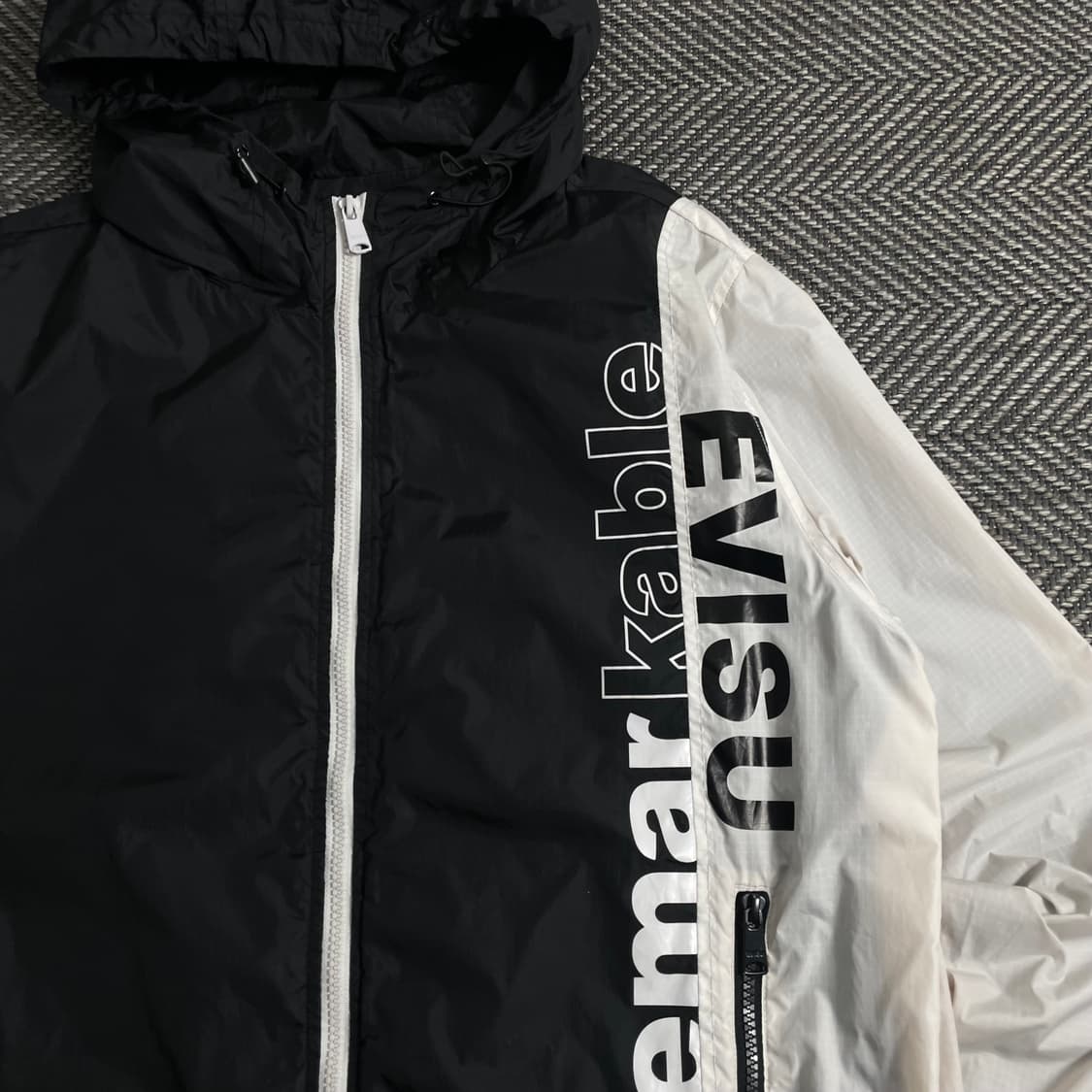 에비수 빅로고 배색 경량 바람막이 자켓o 3911 상품이미지4