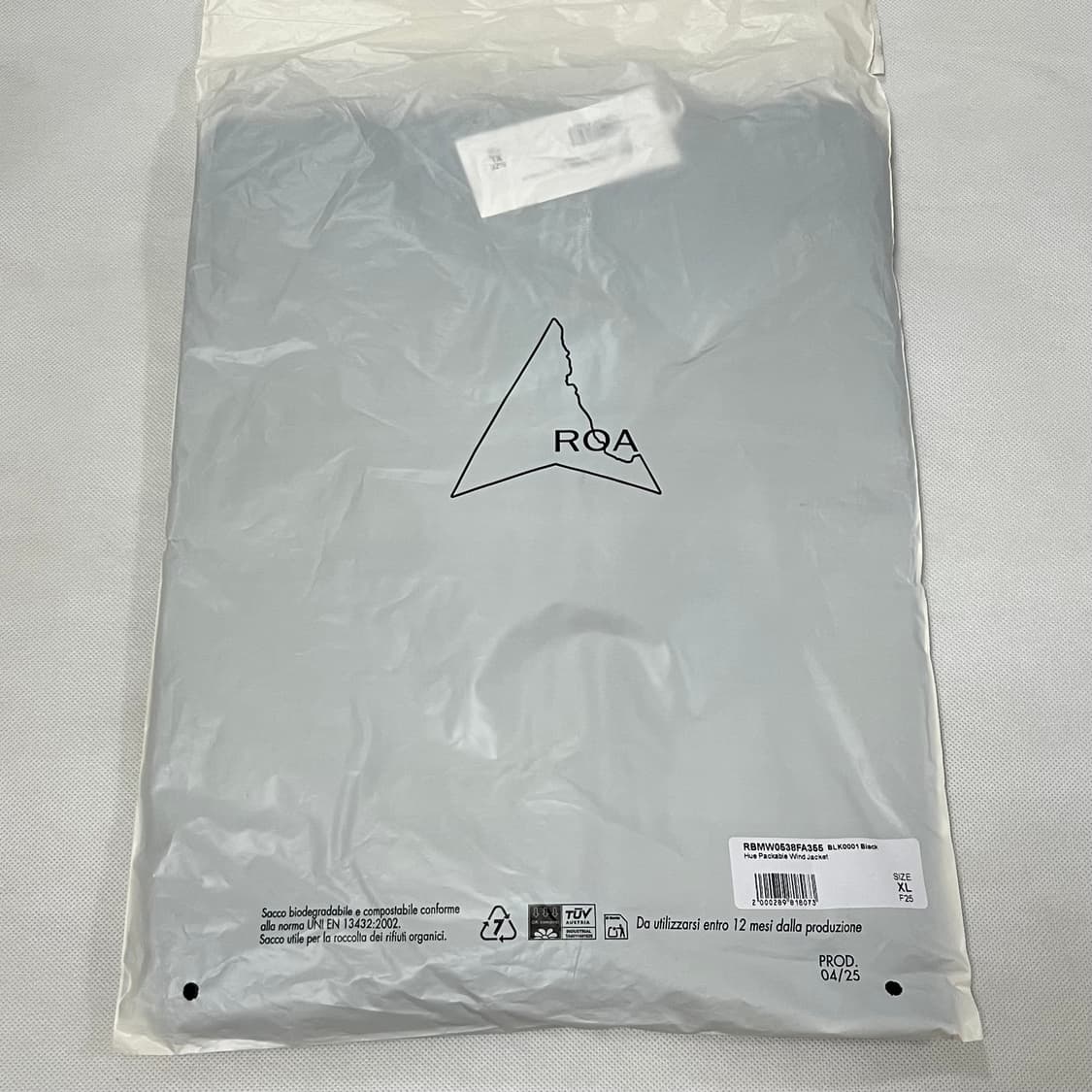 [M,L,XL]로아 하이킹 25fw 휴 패커블 윈드 자켓/블랙 상품이미지5