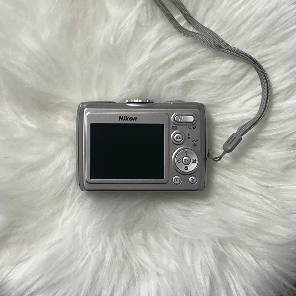 *풀박스/미품*Nikon p4(p3)쿨픽스 니콘 p4 빈티지 디카 상품이미지2