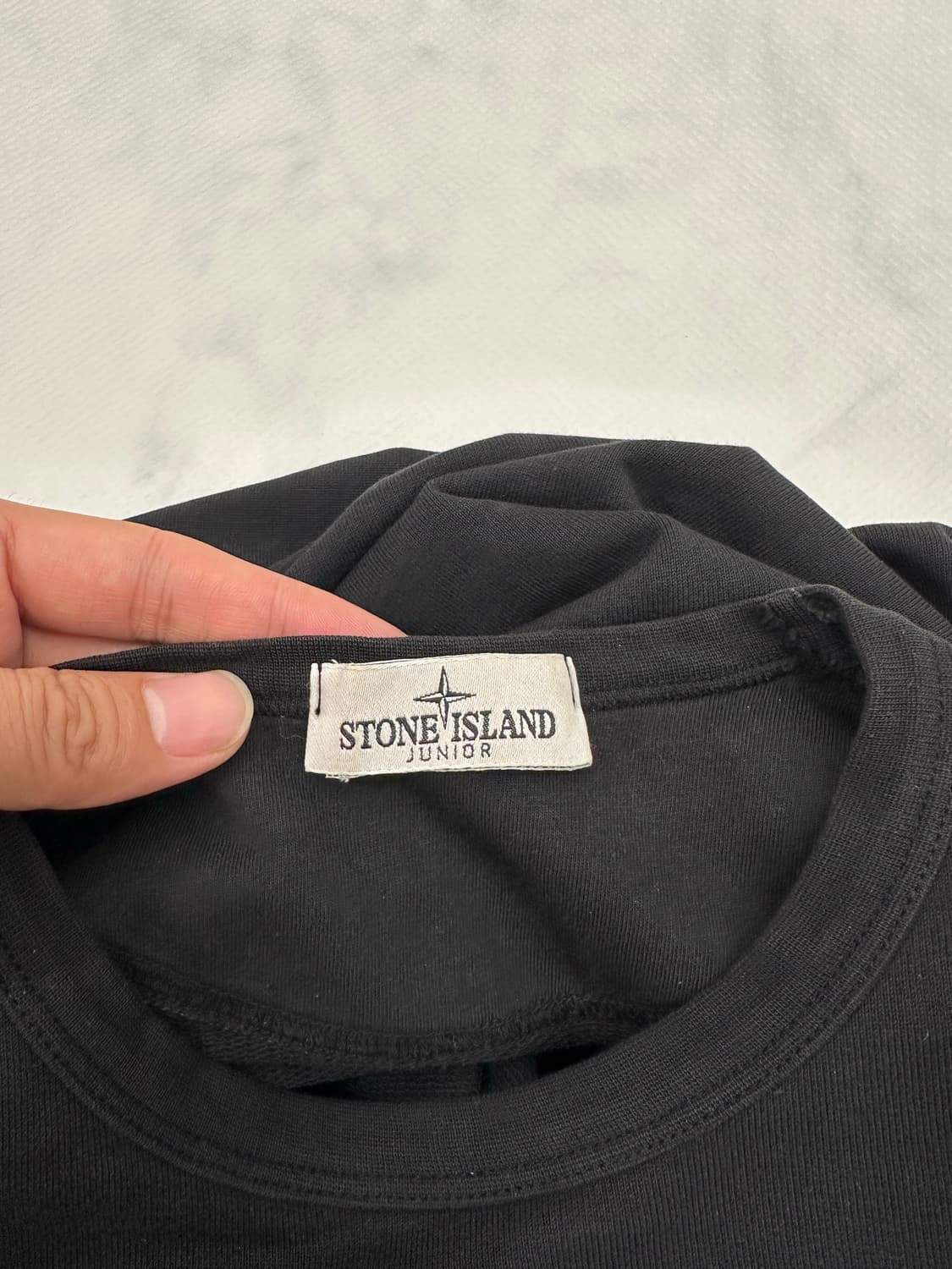 스톤아일랜드 주니어 와펜 맨투맨 블랙 (10A/142) 상품이미지6