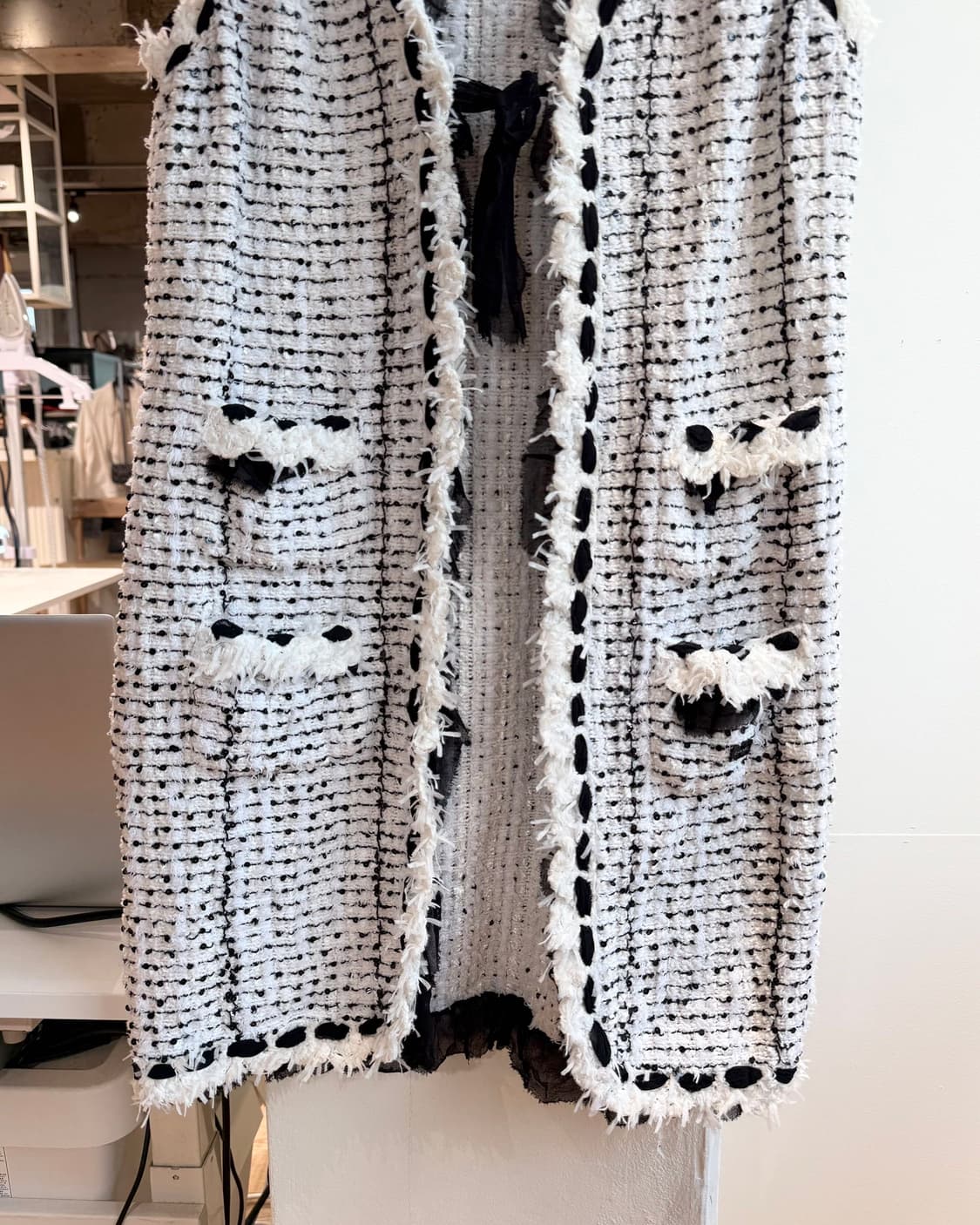 샤넬 화이트 05s 트위드 롱 베스트 자켓  상품이미지6