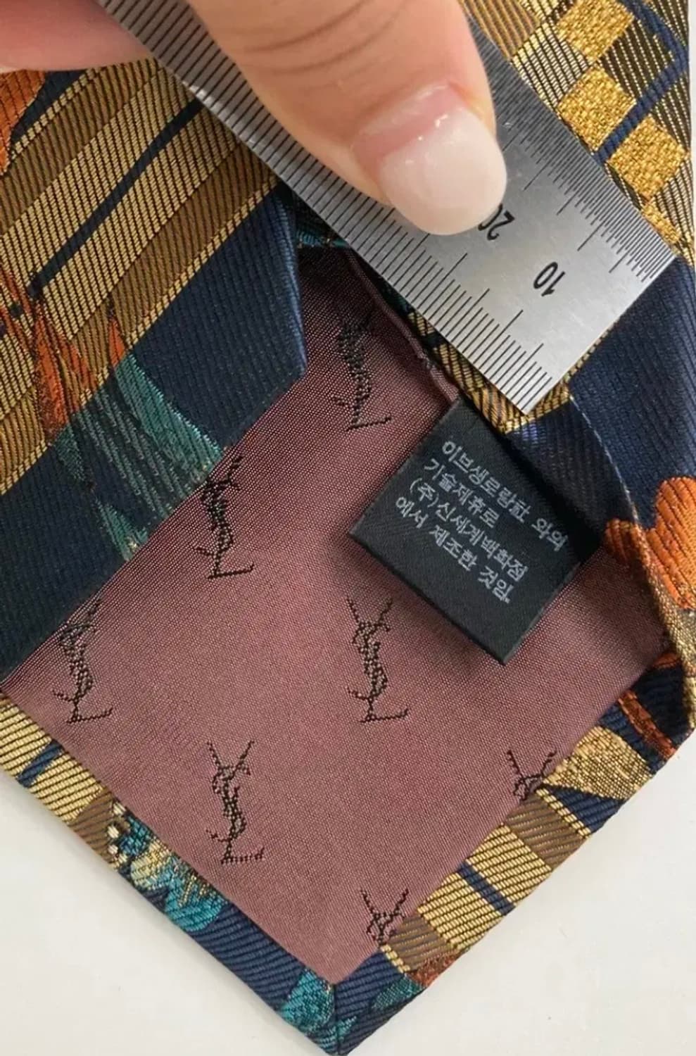 입생로랑 넥타이 상품이미지5