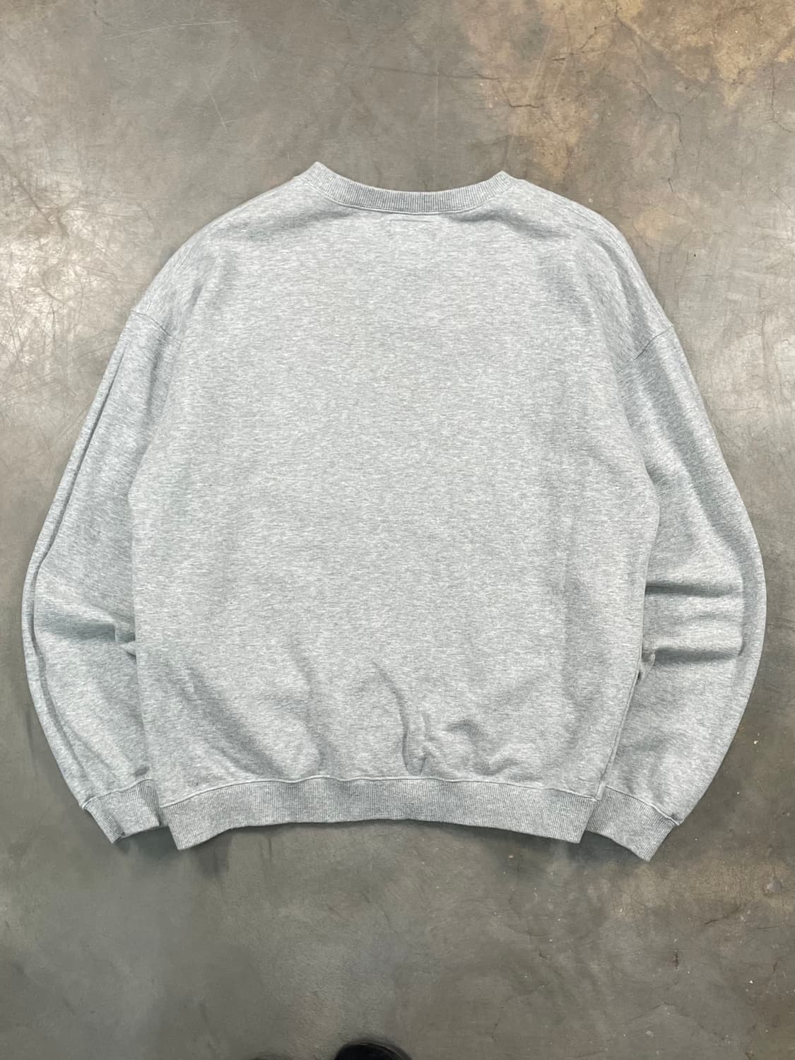 그라미치 원포인트 크루넥 스웻셔츠 상품이미지4