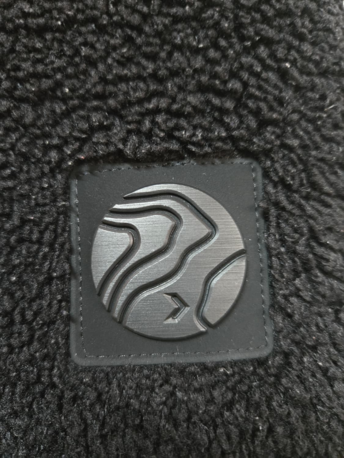 디스커버리 블랙 리버시블 구스다운 패딩 상품이미지9