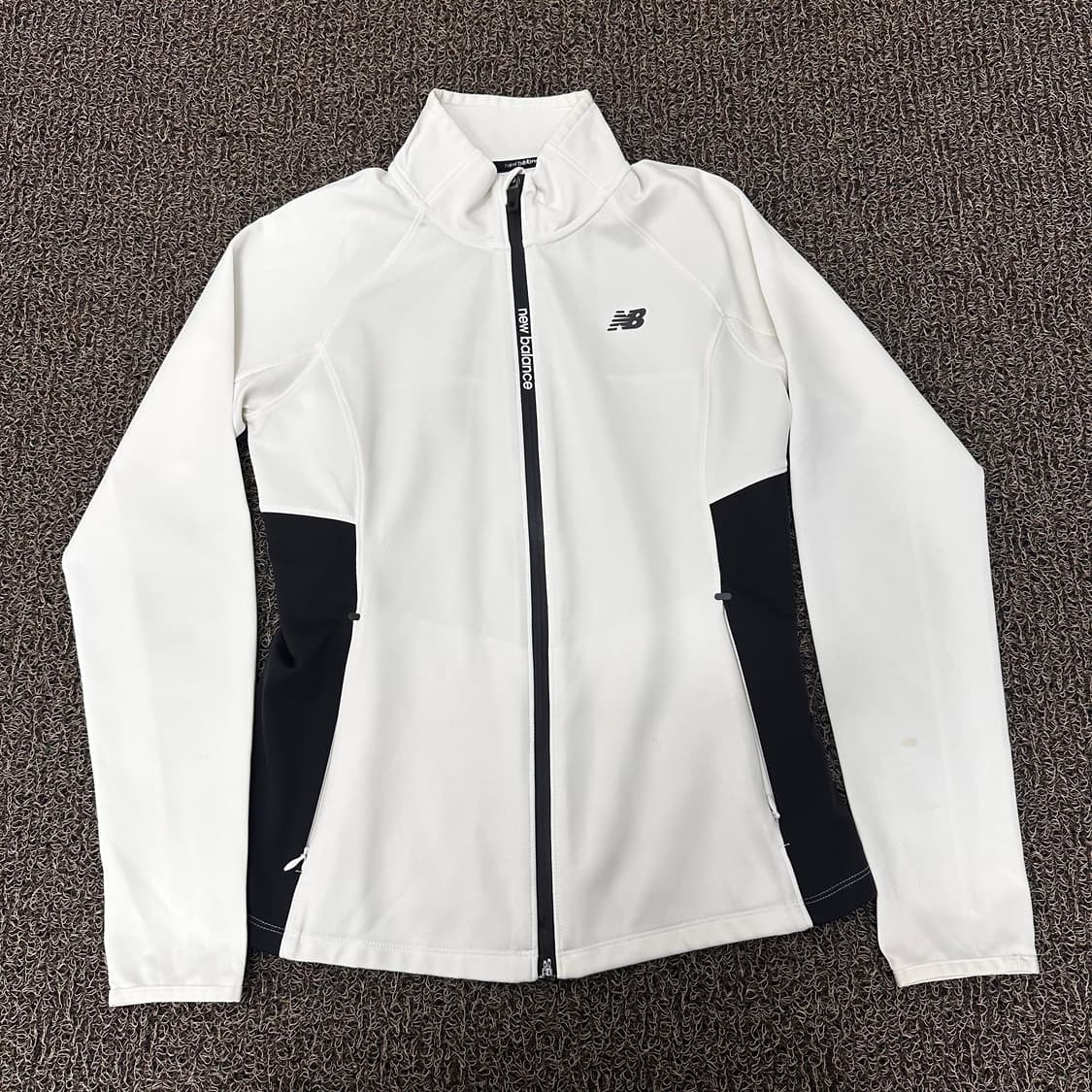 뉴발란스 여성 집업 져지 화이트 90사이즈 상품이미지1
