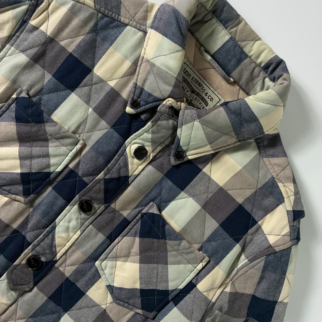 Levi's  리바이스 포켓 퀼팅 체크 셔츠 자켓  상품이미지4