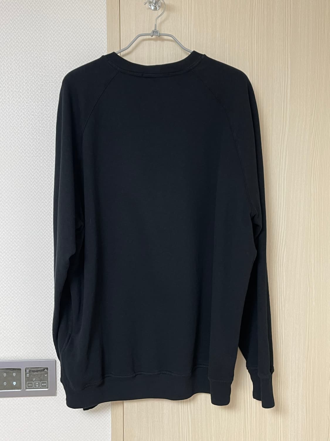 스톤 아일랜드 올드이펙츠 맨투맨 블랙 팝니당 상품이미지3