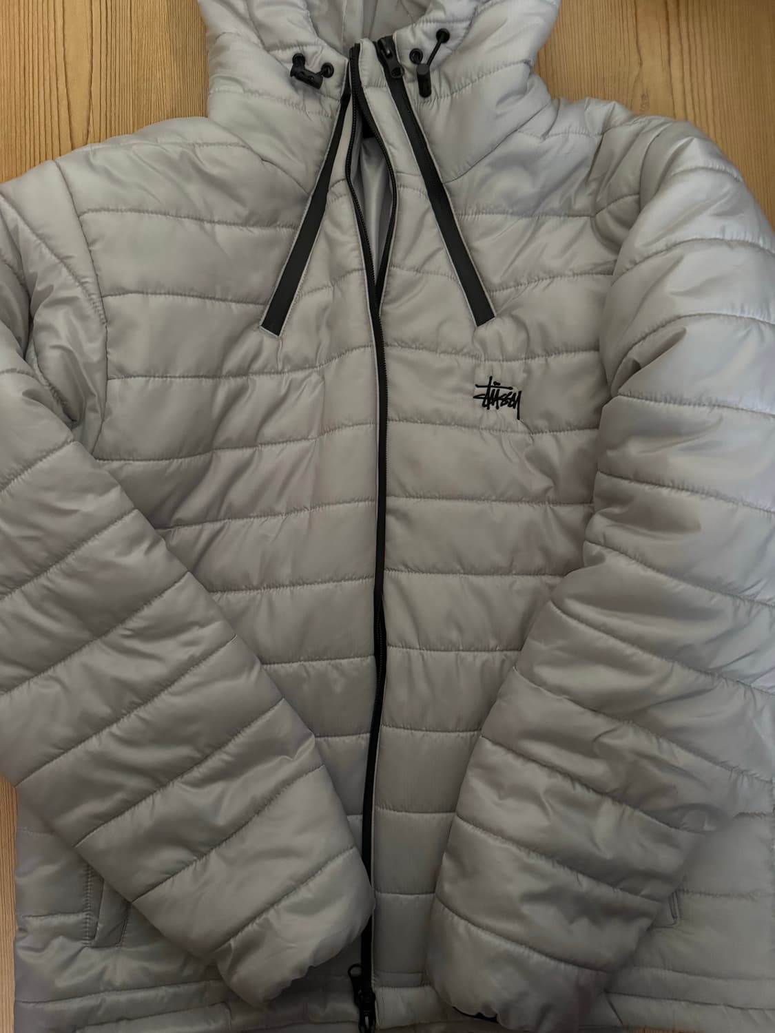 스투시 경량패딩 L 상품이미지1
