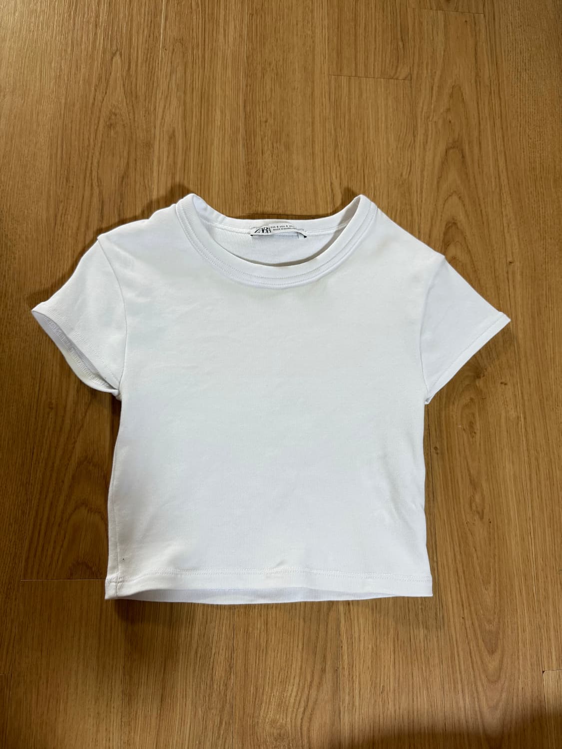 ZARA 화이트 크롭 반팔티 S 상품이미지1
