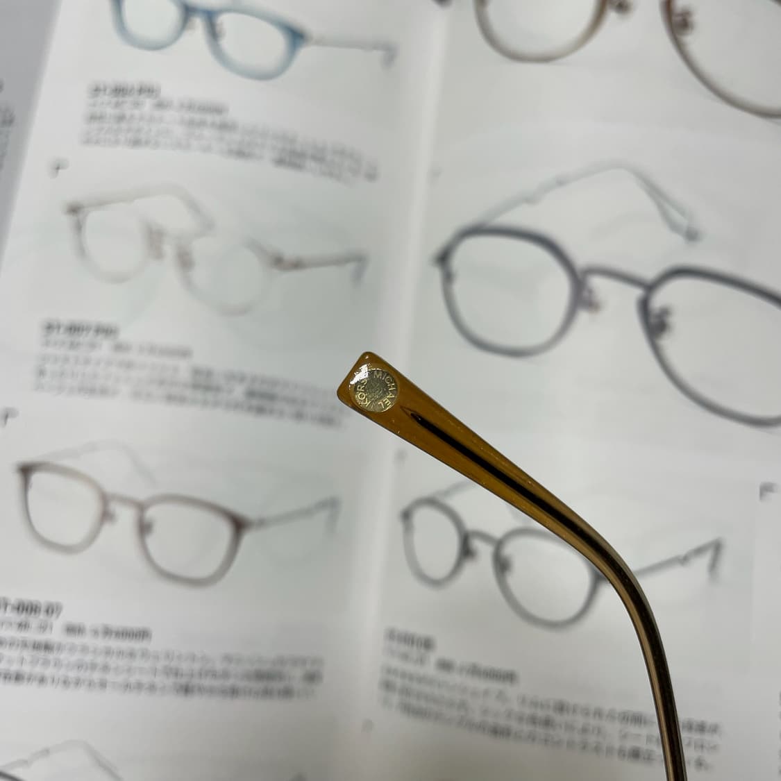 Michael Kors 마이클코어스 반무테 티타늄 안경 상품이미지8