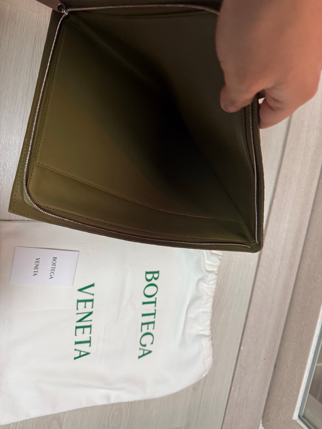 보테가베네타 인트레치아토 하프 지퍼 파우치 상품이미지6