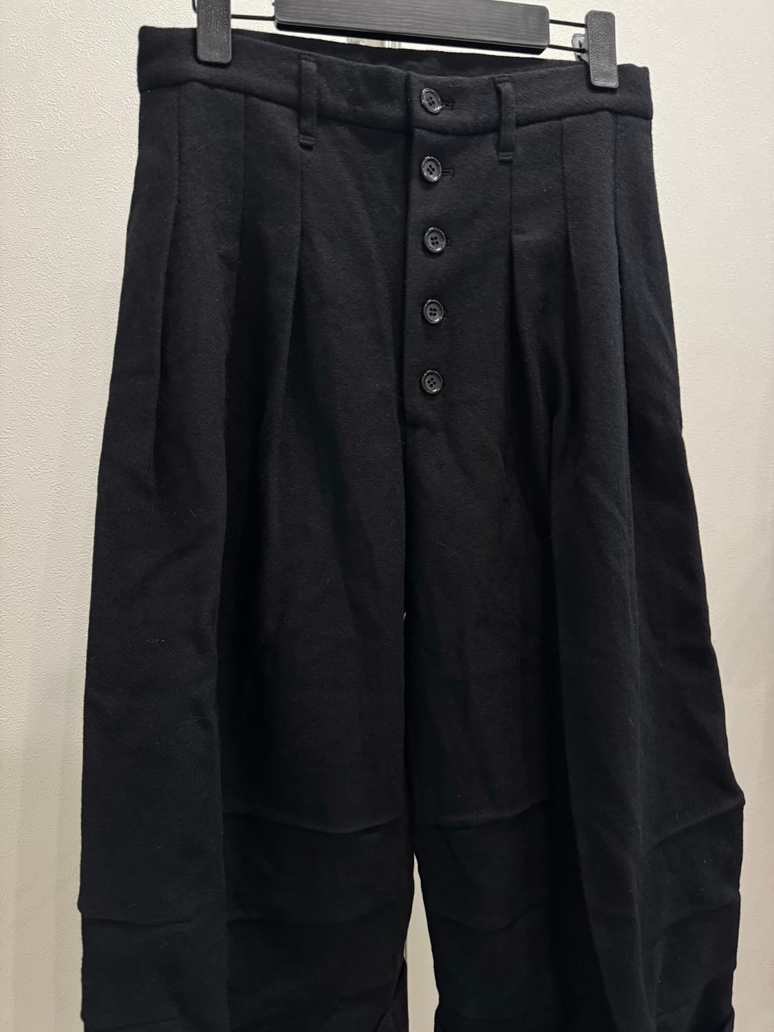 크리스토퍼 네메스 울 개버딘 입체 트라우저 상품이미지3