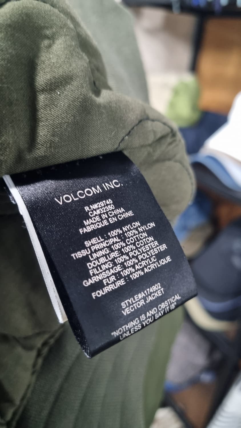 볼컴 희귀템 카키색 MA-1 항공점퍼 105size 상태매우좋음 상품이미지8