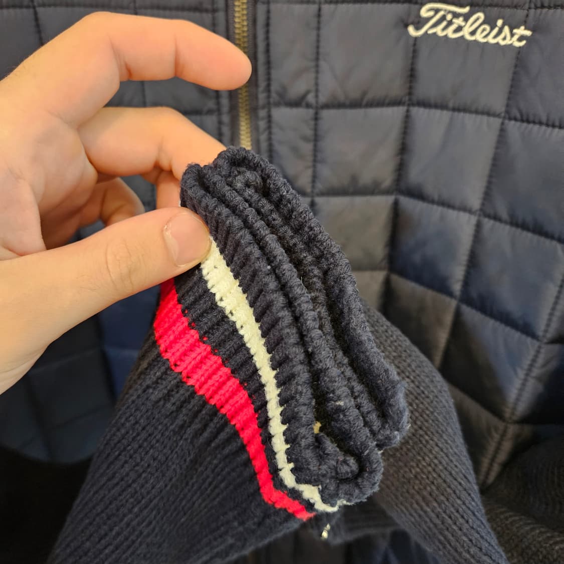 105(XL)타이틀리스트 퀼팅 니트 골프 자켓 네이비 상품이미지3