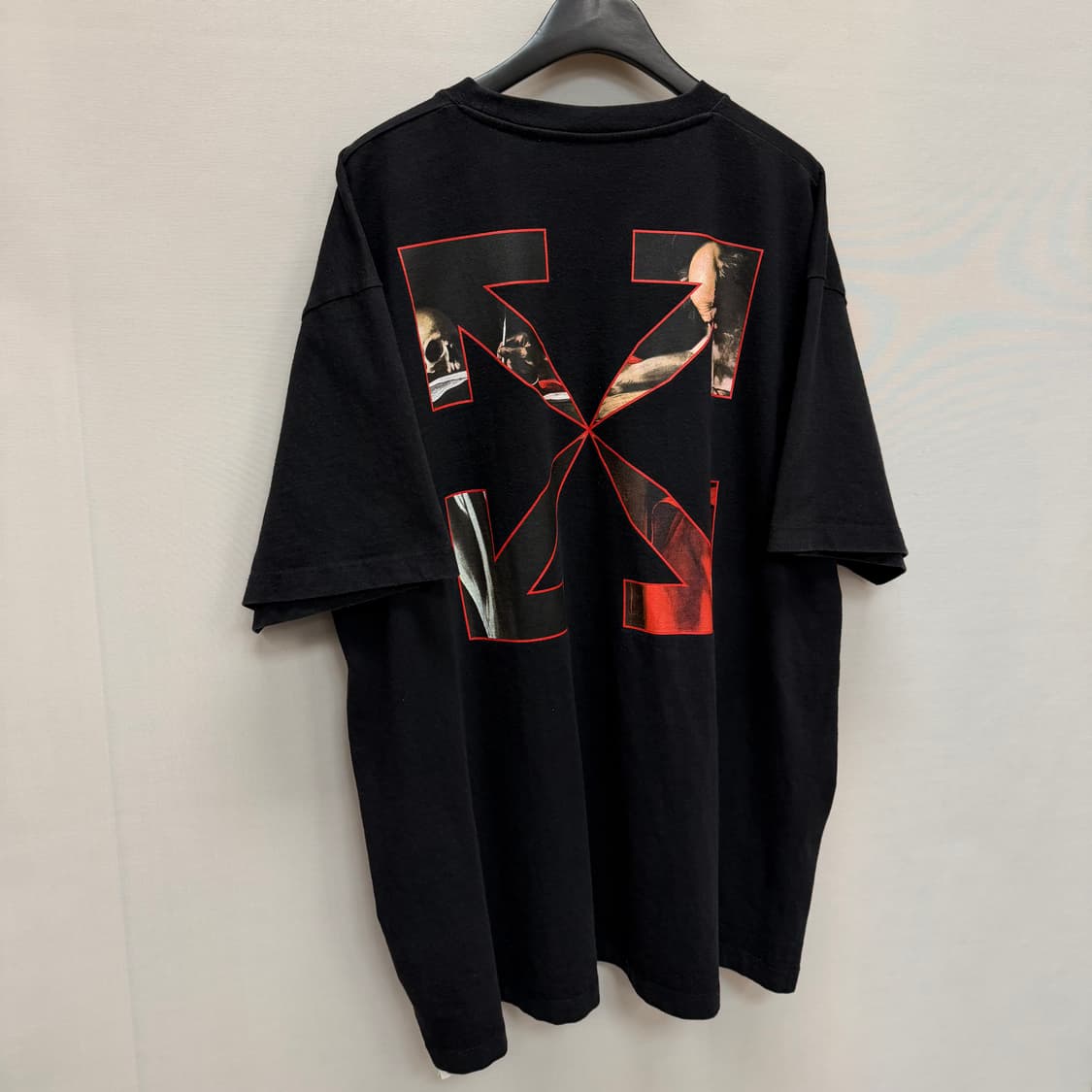 오프화이트 카라바지오 반팔티 ( 115 ) 상품이미지6