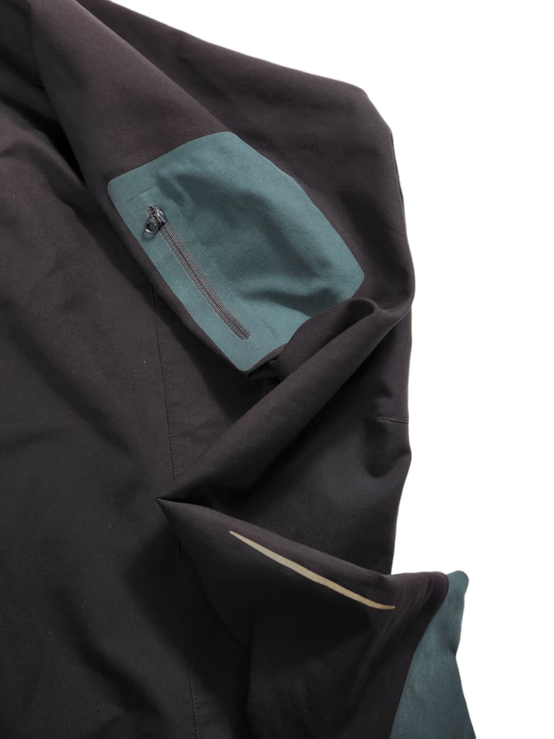 아크테릭스 집업 (일본판) 상품이미지3