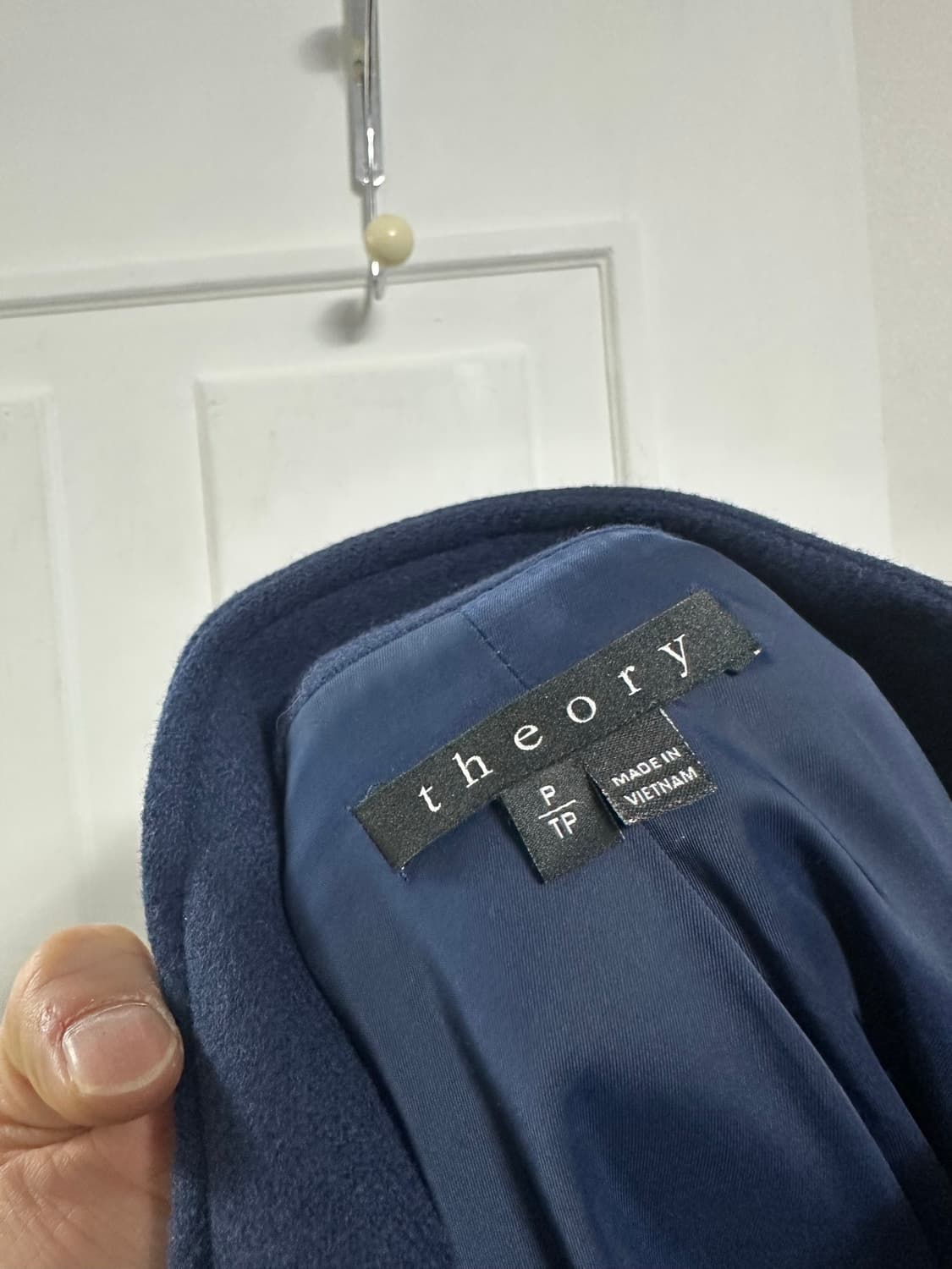 띠어리 하이넥 사선지퍼 코트 상품이미지3