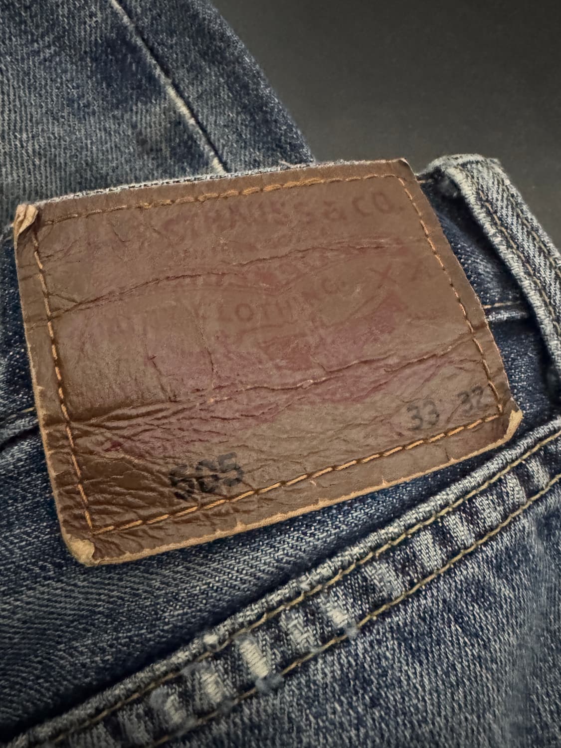 리바이스 505 빈티지 스크래치 워싱 데님팬츠 33.8인치 상품이미지3
