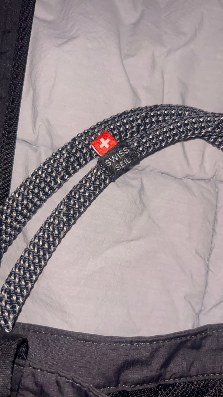 온러닝 카고팩 가방 토트백(급처)희귀매물 상품이미지3