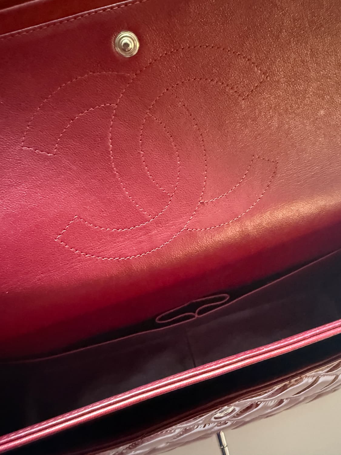 샤넬 클래식 퀼팅빅백 버건디 상품이미지4