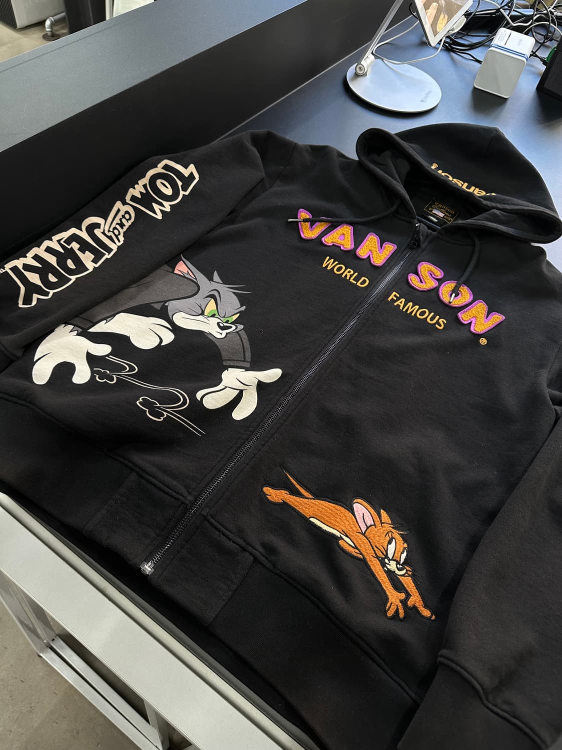 벤슨 x TOM&JERRY 자수 후드집업 상품이미지5