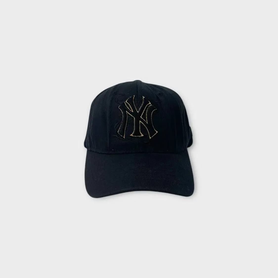 [1428] MLB 뉴욕양키즈 금빛테두리 로고 볼캡 상품이미지1