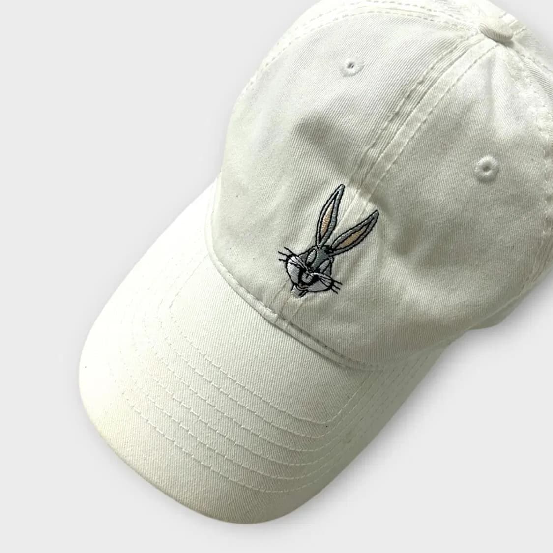 [1434] 루니툰 벅스버니 자수 볼캡 아이보리 상품이미지7