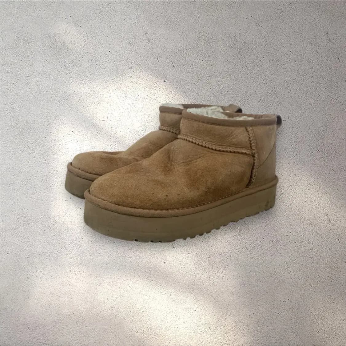 [240] UGG 클래식 울트라 미니 플랫폼 양털 부츠(No.386) 상품이미지1